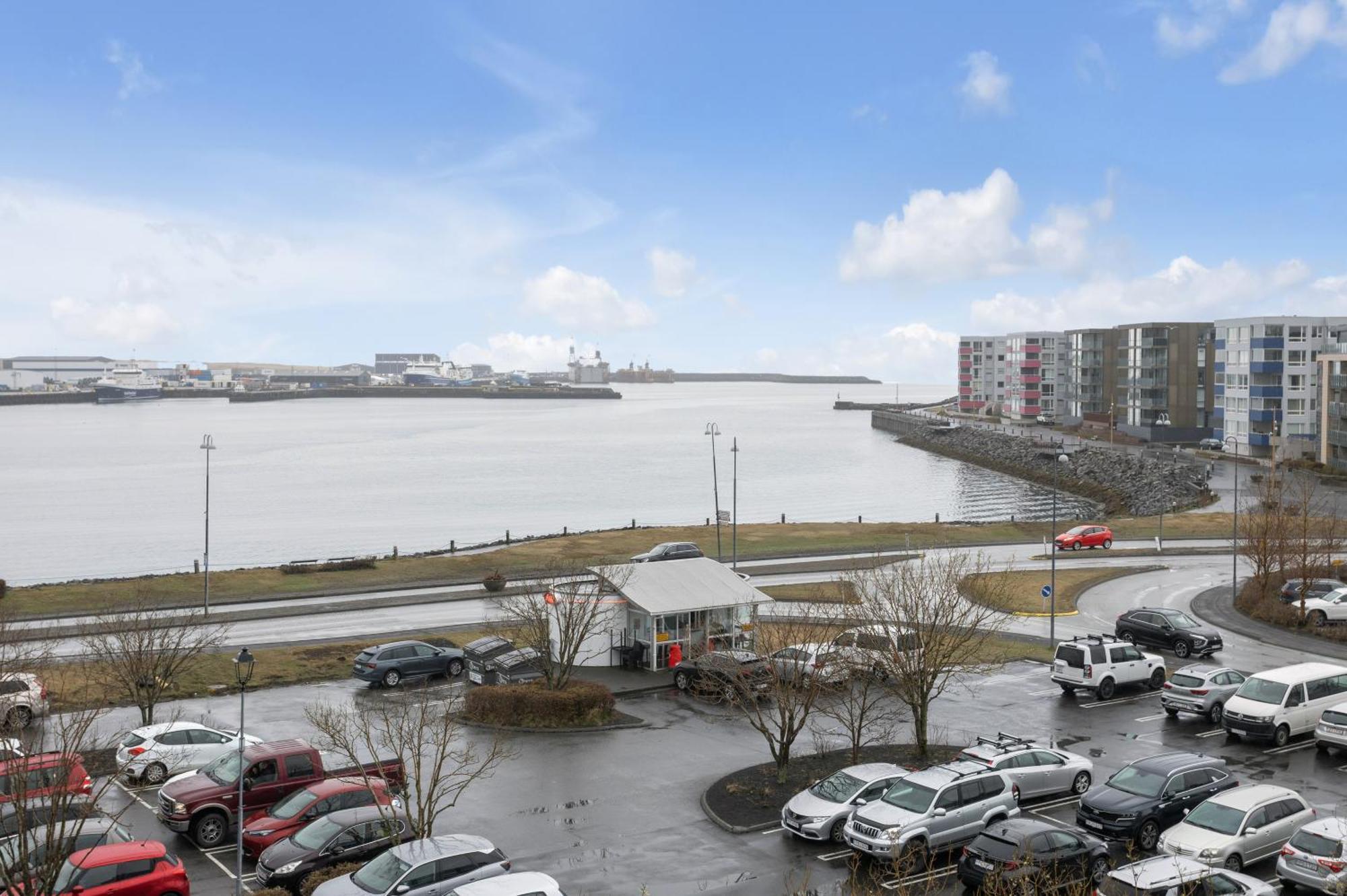 Thorsplan Luxury Apartment Hafnarfjordur Exterior photo